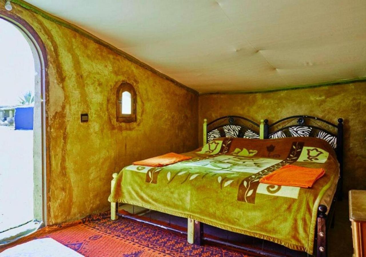 Bed and Breakfast Camp Sahara Majestic à M'Hamid El Ghizlane Extérieur photo